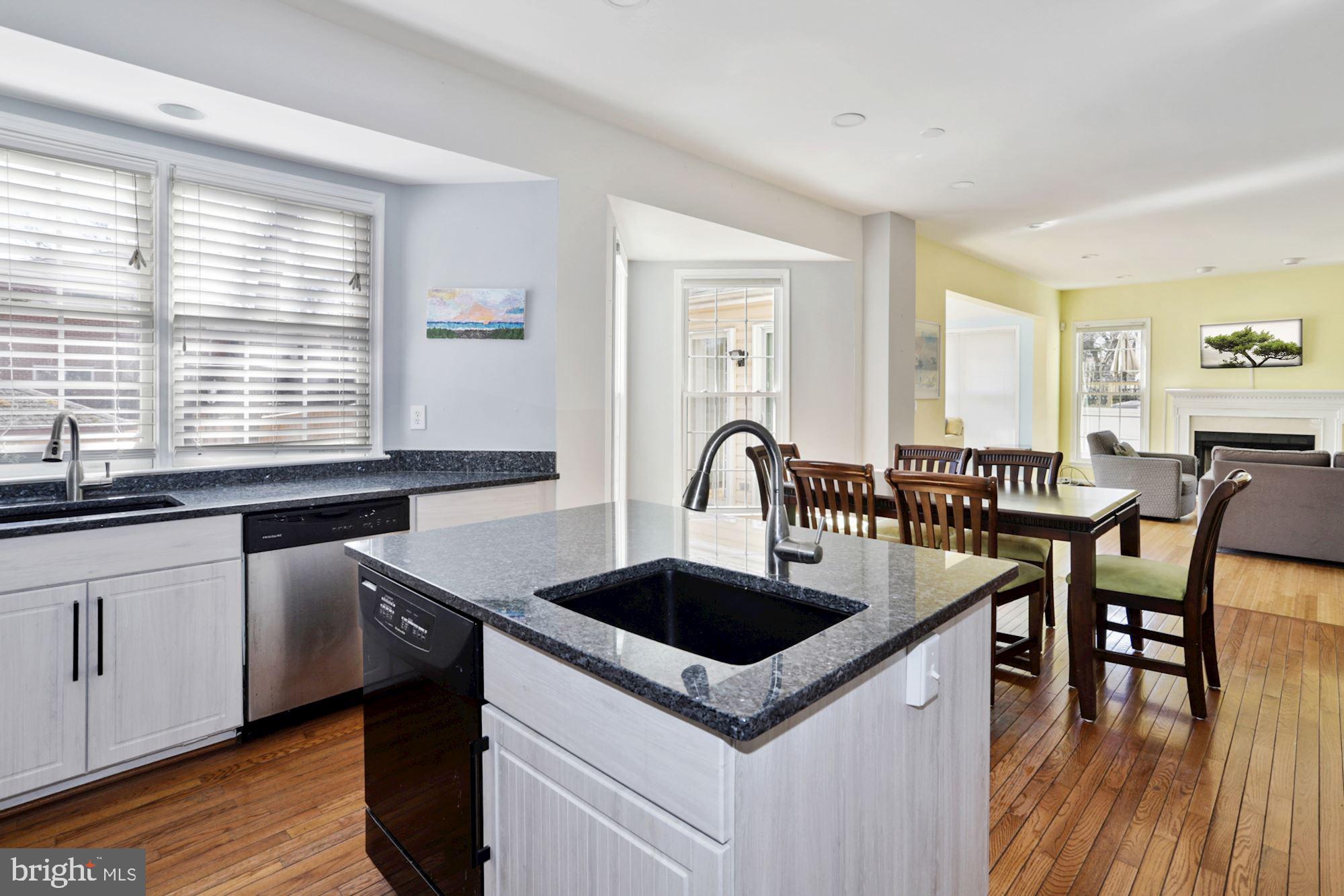 11127 Luttrell Lane Silver Spring, MD 20902 - Photo 6 of 20 Gallery Image 6