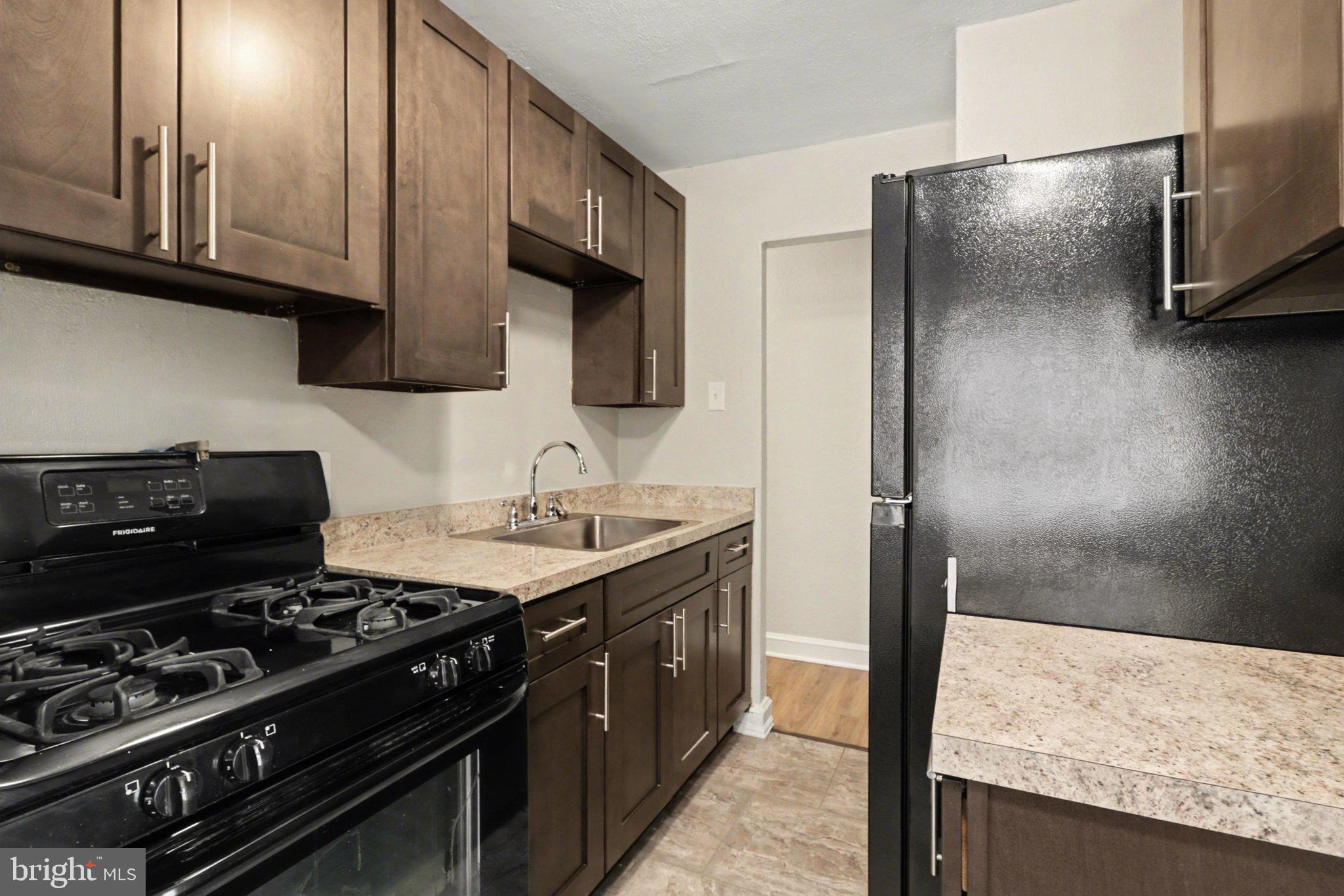 104 North Madison Street, Unit C1 Harrisburg, PA 17109 - Photo 4 of 8