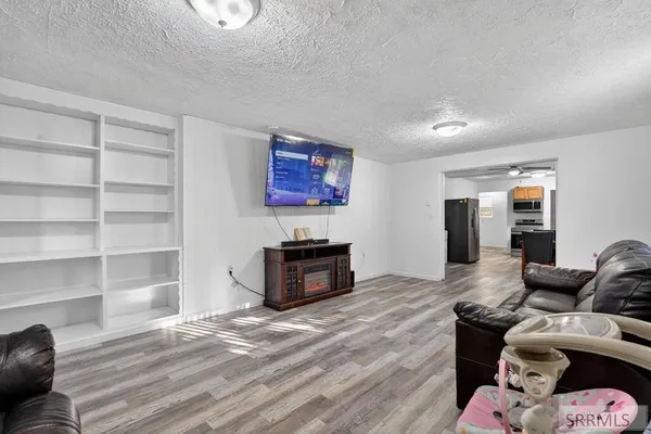 $284,900 | 1002 E Street, Rupert, ID 83350