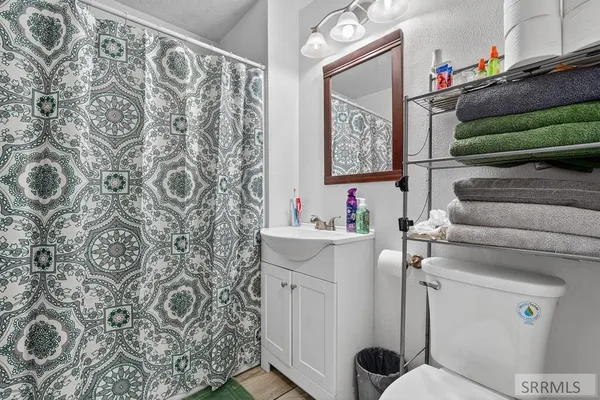 $284,900 | 1002 E Street, Rupert, ID 83350