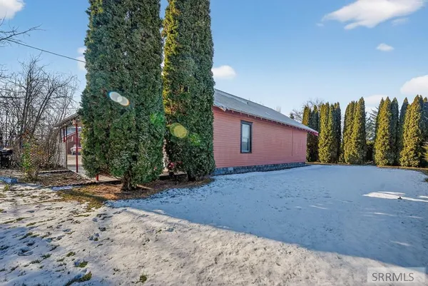 $284,900 | 1002 E Street, Rupert, ID 83350