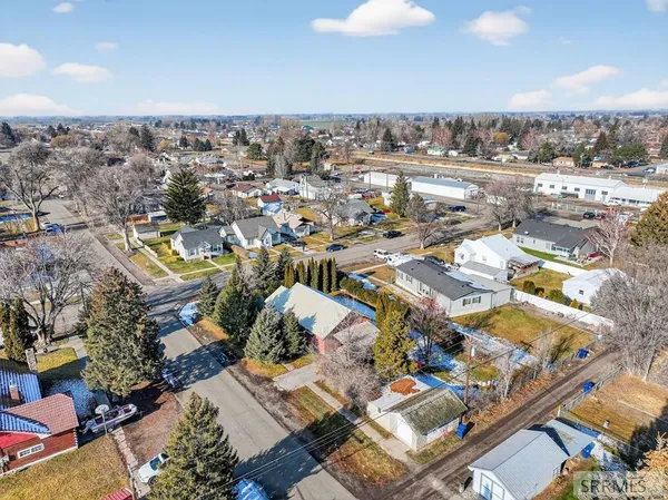 $284,900 | 1002 E Street, Rupert, ID 83350
