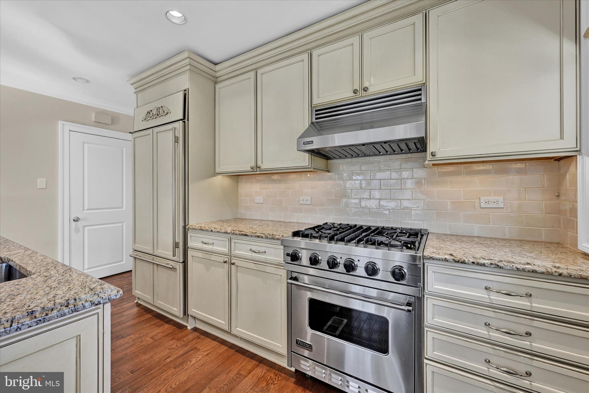 7009 Heathfield Road Baltimore, MD 21212 - Photo 12 of 28