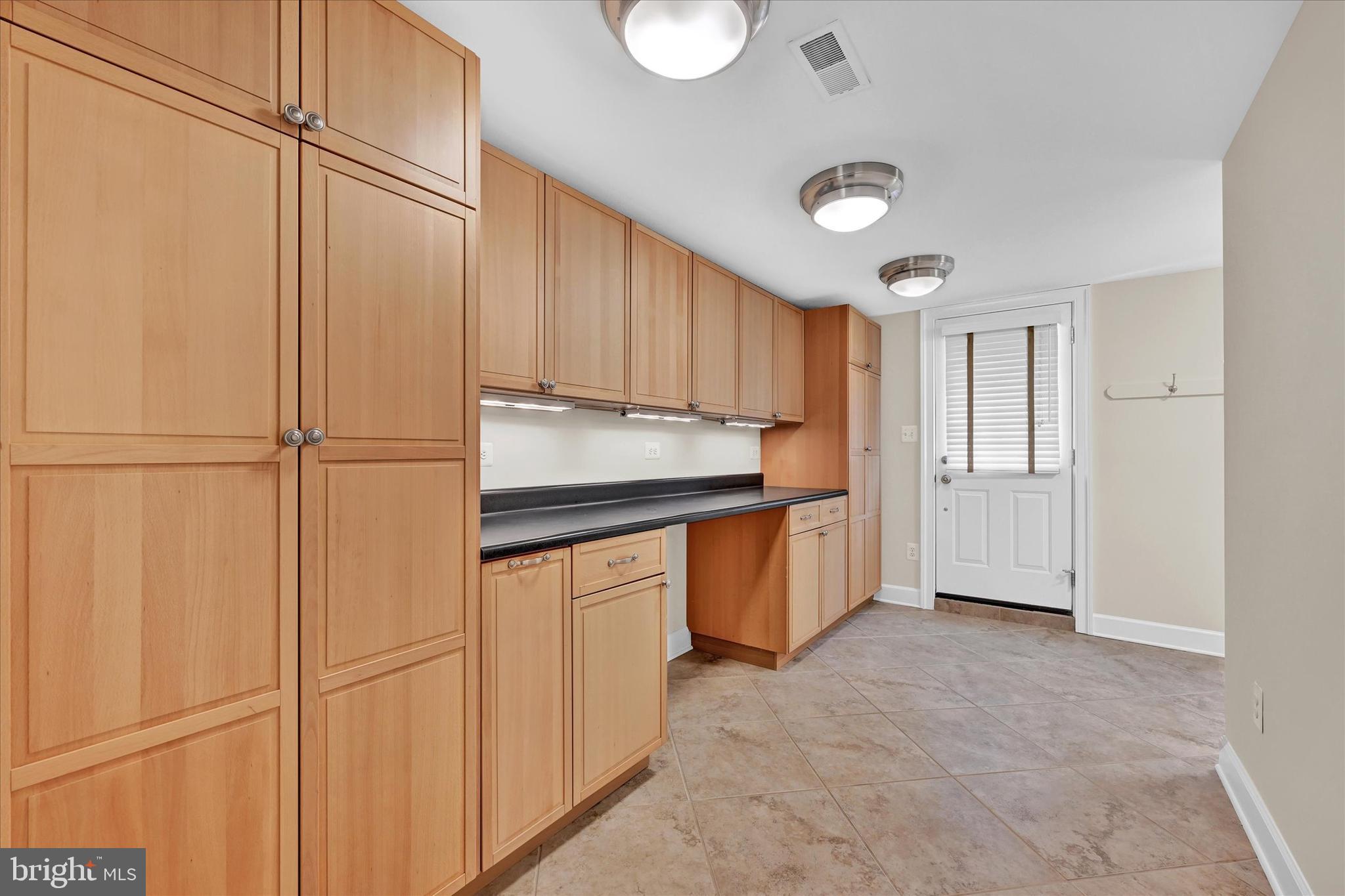 7009 Heathfield Road Baltimore, MD 21212 - Photo 24 of 28