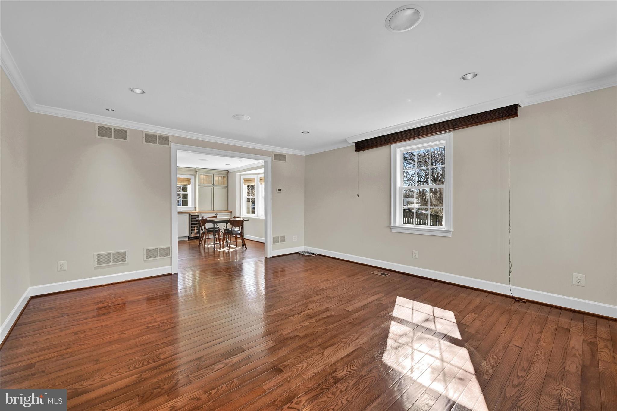 7009 Heathfield Road Baltimore, MD 21212 - Photo 6 of 28