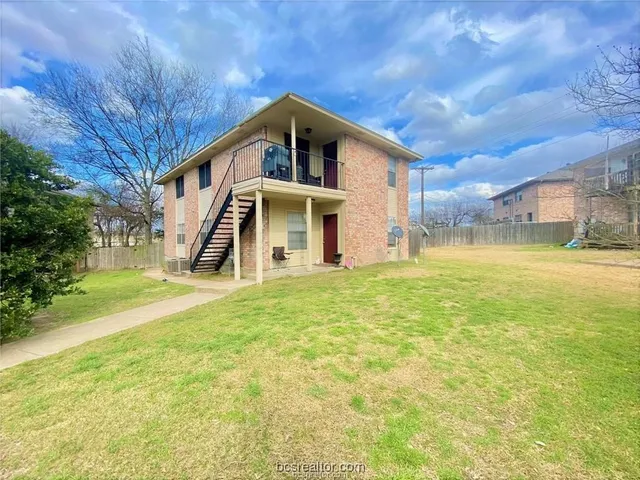 $1,375 | 403 Park Road, Unit B, College Station, TX 77840