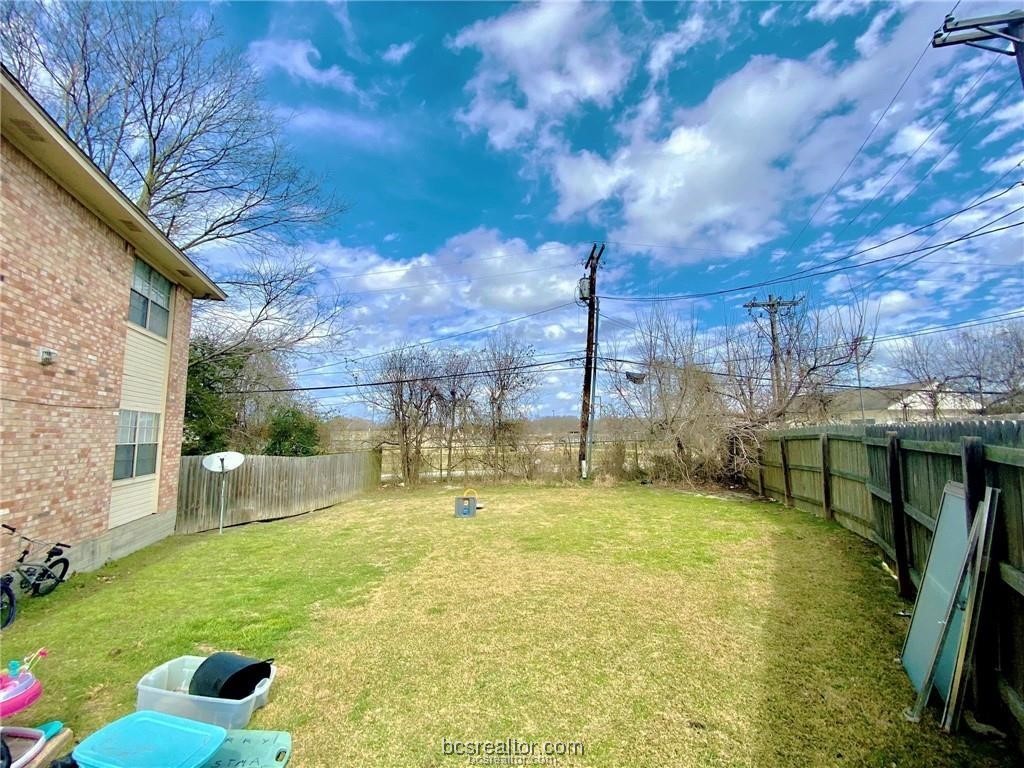 403 Park Road, Unit B College Station, TX 77840 - Photo 13 of 14