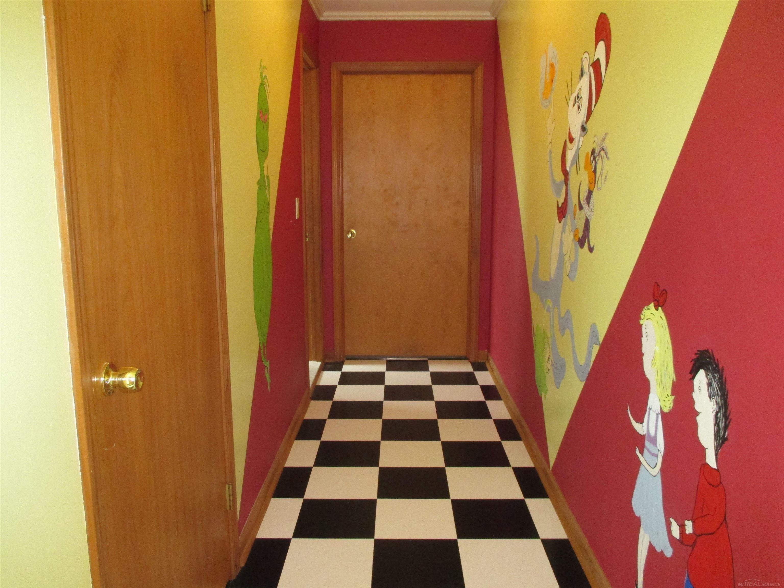 18990 28 Mile Road Ray, MI 48096 - Photo 12 of 49 50168570-1516d364-6526-4008-a21c-42702d41dce5.JPG