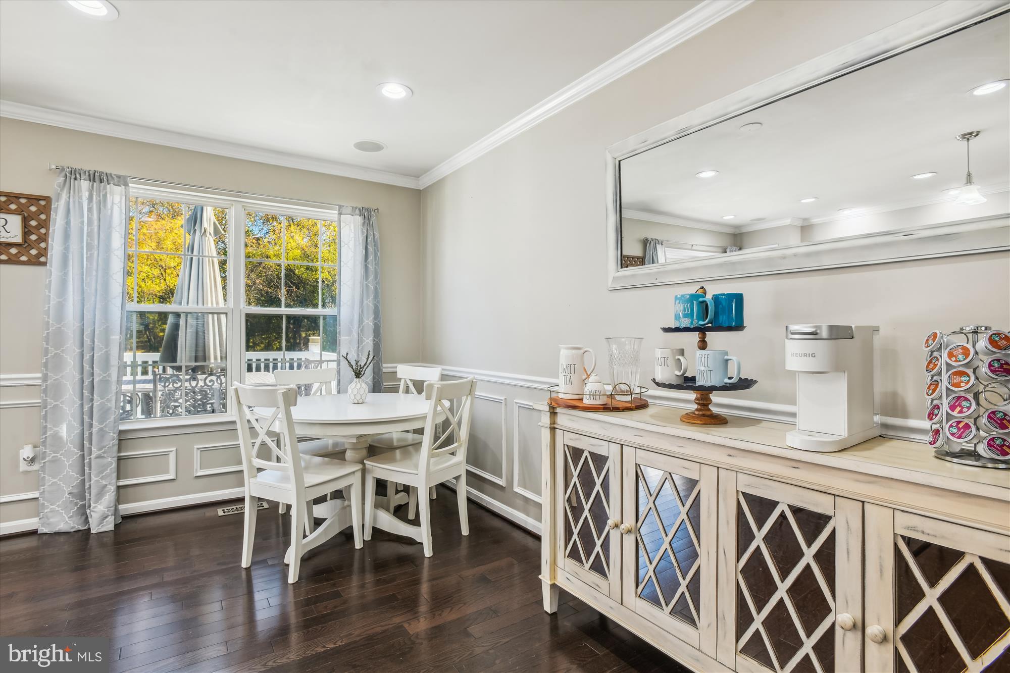 1925 Windys Run Road Catonsville, MD 21228 - Photo 9 of 48 Dining Area
