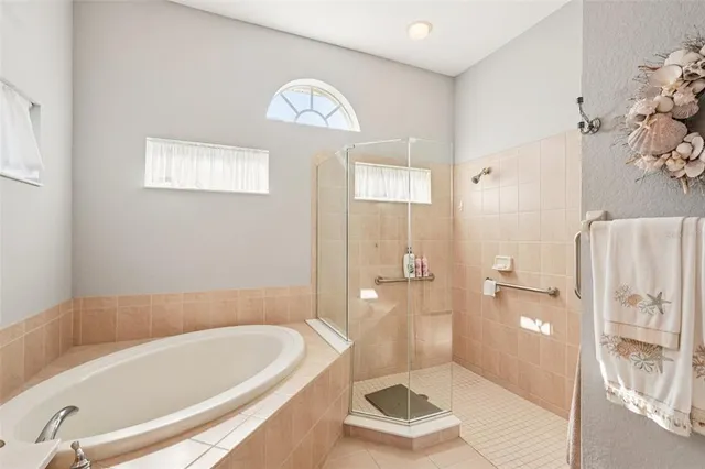 $660,000 | 804 Shadow Bay Way, Osprey, FL 34229