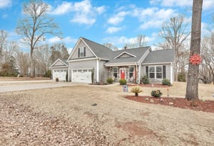 160 Inlet Pointe Drive Anderson, SC 29625 - Photo 2 of 33