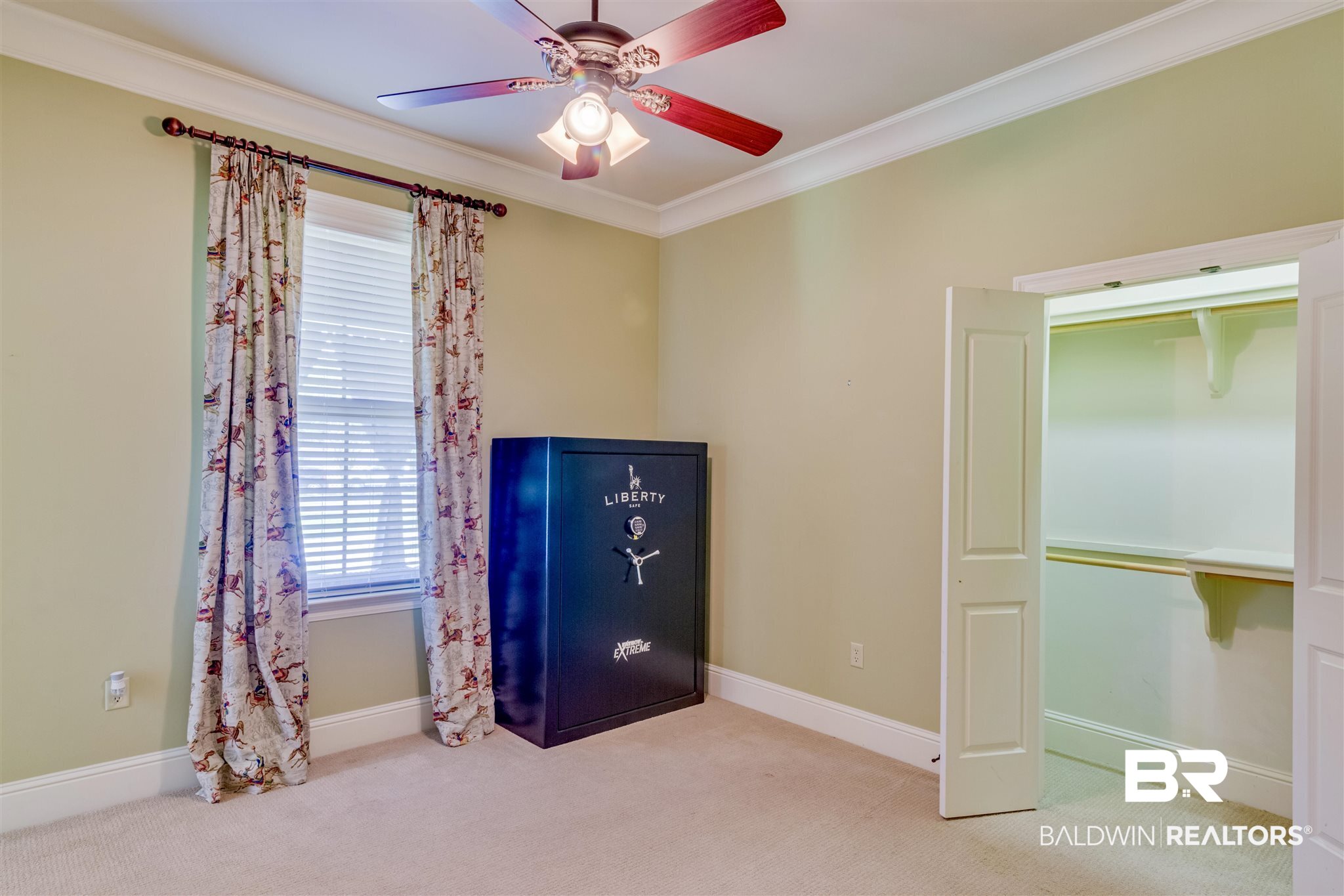 102 Majors Run Fairhope, AL 36532 - Photo 19 of 34 3rd bedroom with Jack N Jill bath