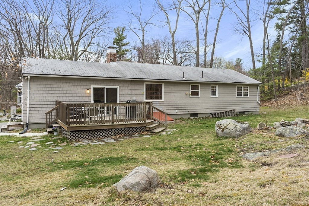 19 Rack Road Chelmsford, MA 01824 - Photo 36 of 37 a house view with a garden space
