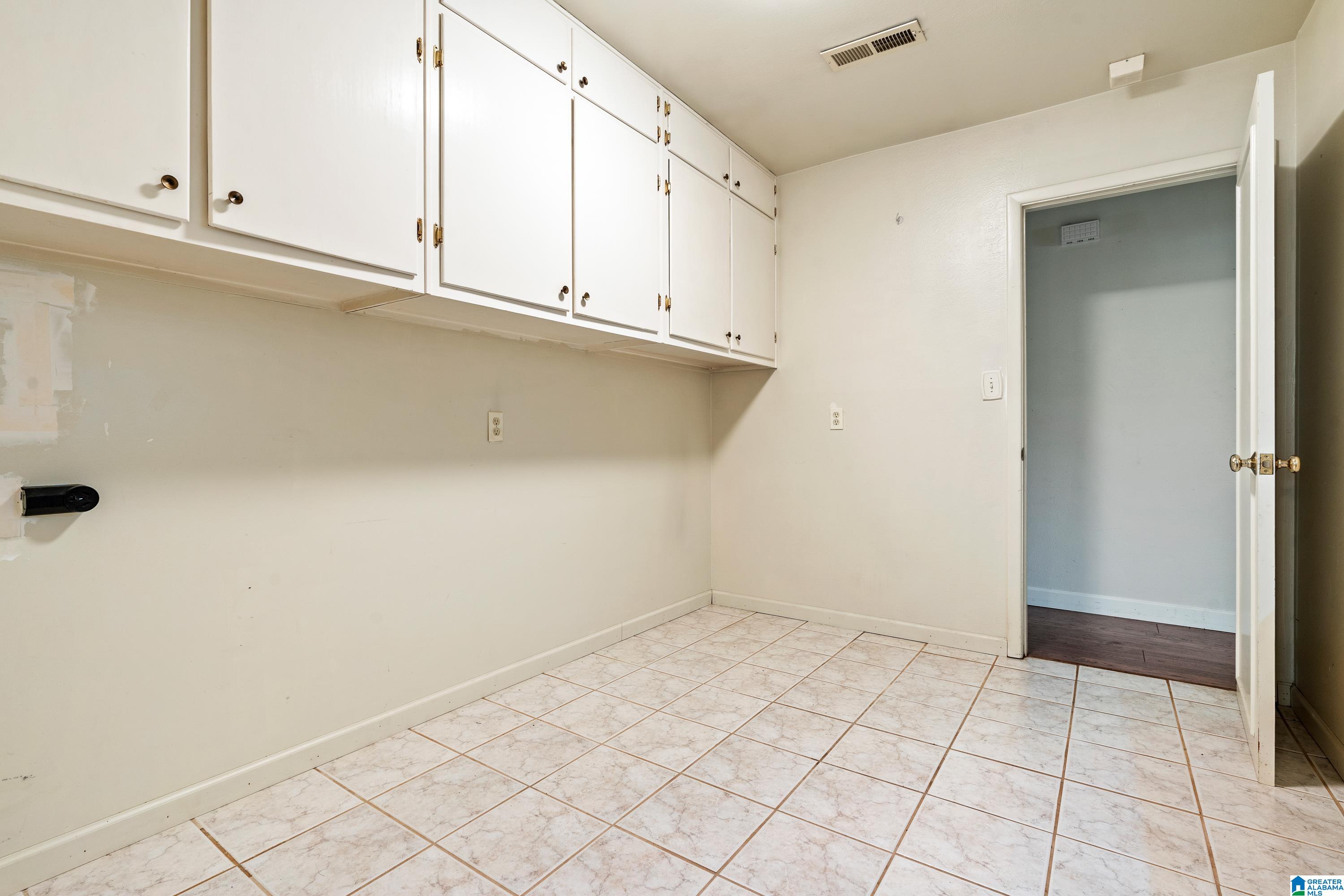 2221 Chapel Hill Road Birmingham, AL 35216 - Photo 18 of 35
