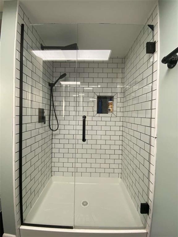 344 Spring Valley Road Pittsburgh, PA 15243 - Photo 6 of 10 a bathroom with a shower and a sink
