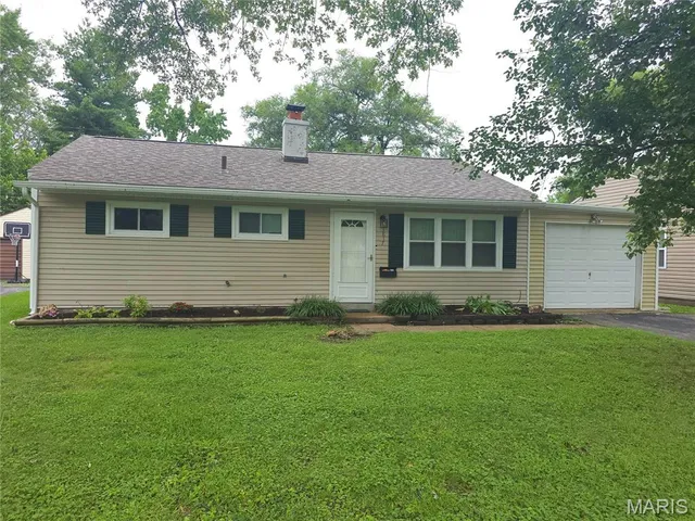 $139,900 | 3817 North Park Drive, Belleville, IL 62226