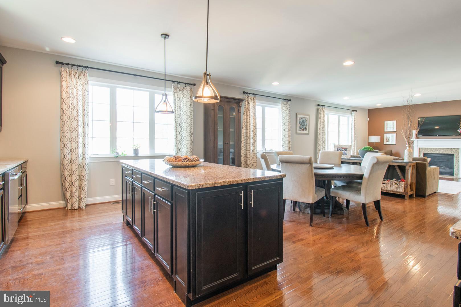 1647 Copper Beech Road Huntingdon Valley, PA 19006 - Photo 6 of 57 Kitchen