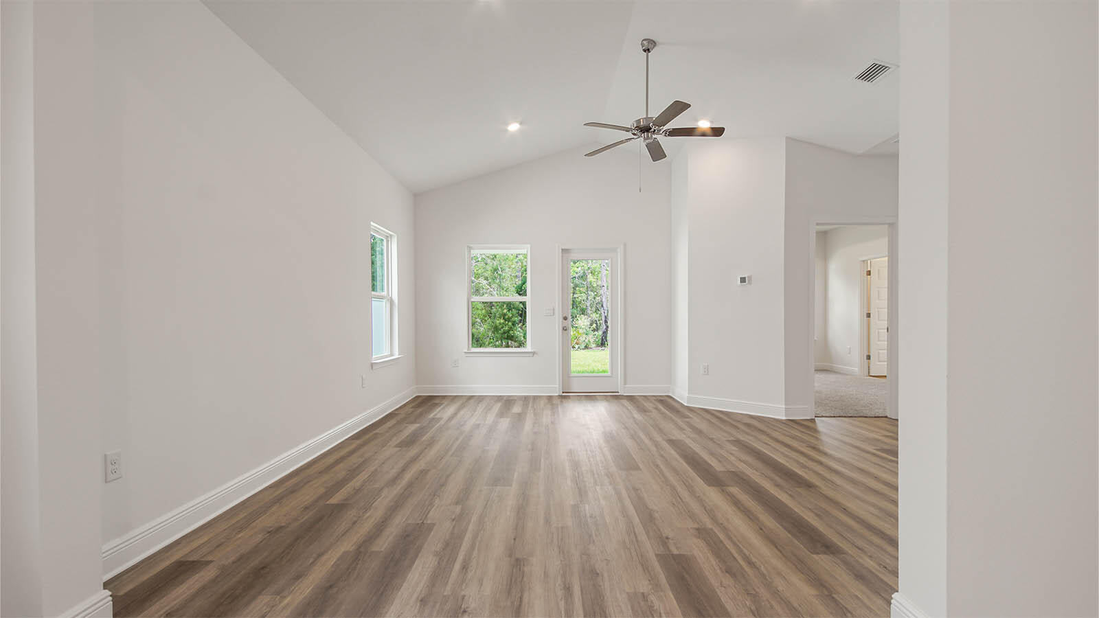 30 Foxtrail Run Freeport, FL 32439 - Photo 12 of 30 Oakley_12_Living_Room