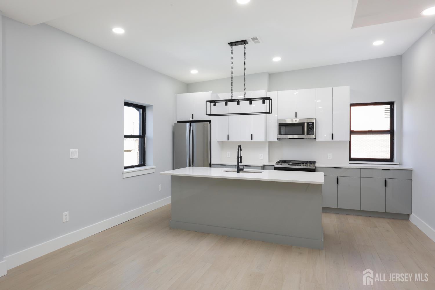 365 George Street, Unit 5 New Brunswick, NJ 08901 - Photo 5 of 24