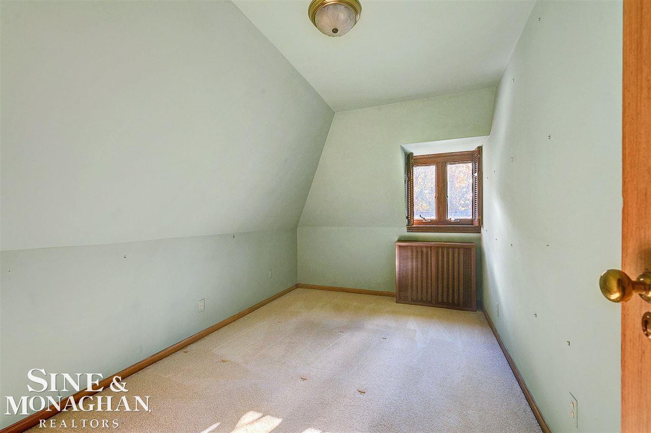 65 Moran Road Grosse Pointe, MI 48236 - Photo 27 of 37 50059289-26.JPG