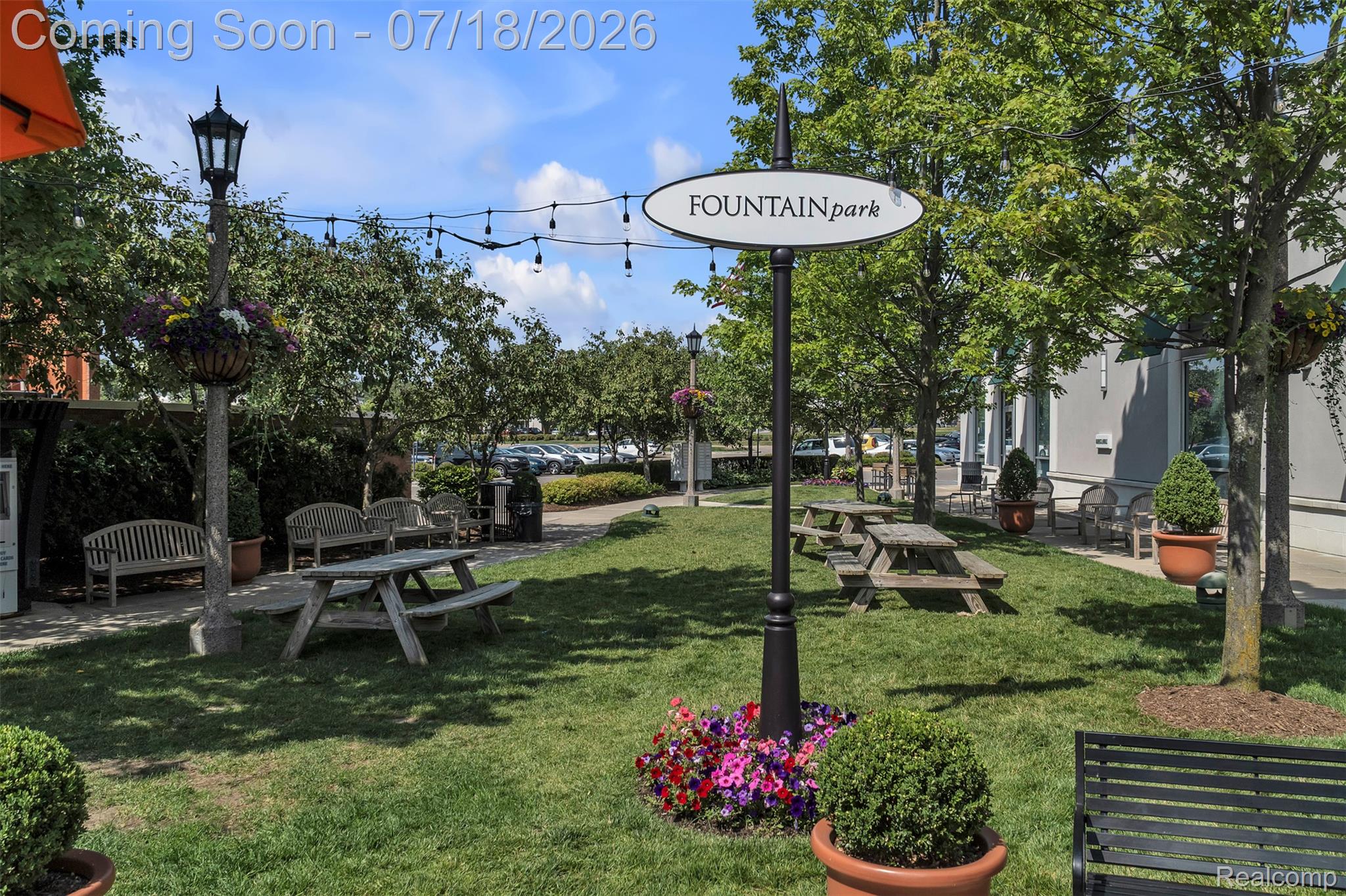 33 Foxboro Drive Rochester, MI 48309 - Photo 56 of 60 foxboro-57.jpg
