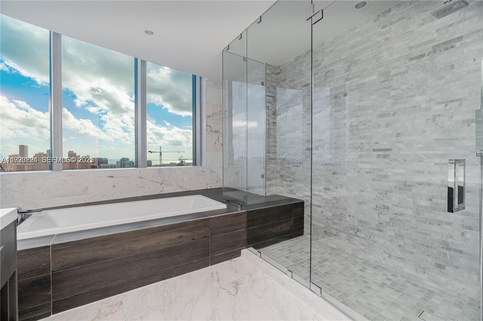 851 Northeast 1st Avenue, Unit 4911 Miami, FL 33132 - Photo 12 of 64