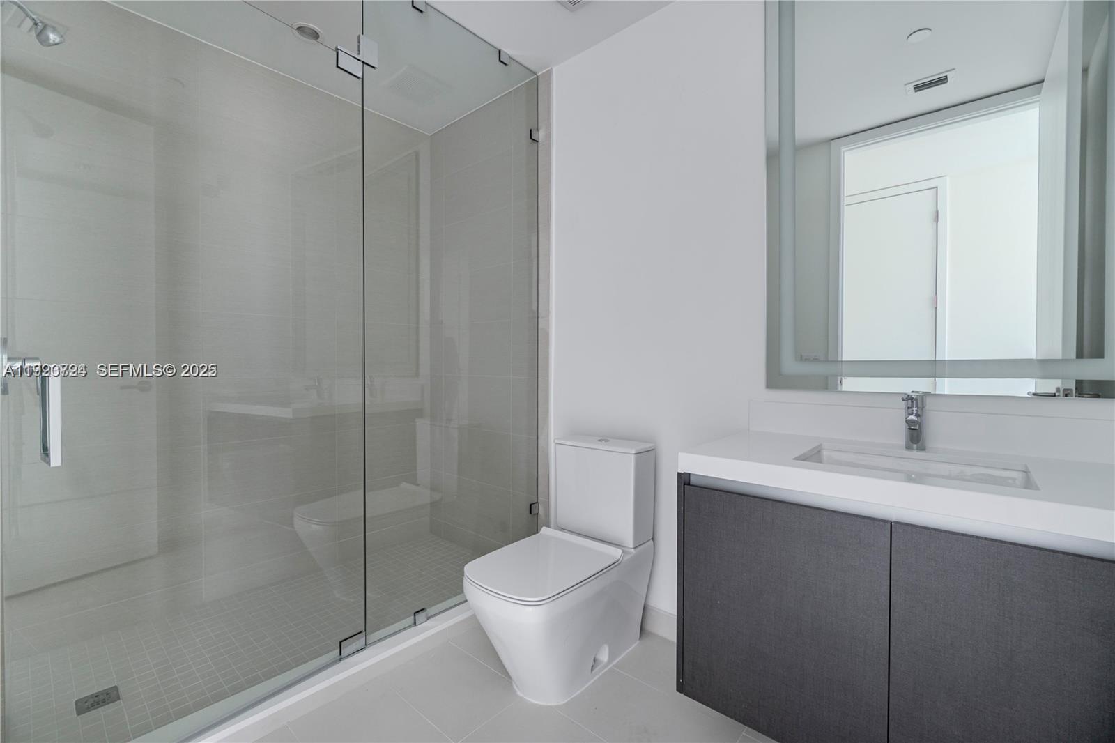 851 Northeast 1st Avenue, Unit 4911 Miami, FL 33132 - Photo 25 of 64