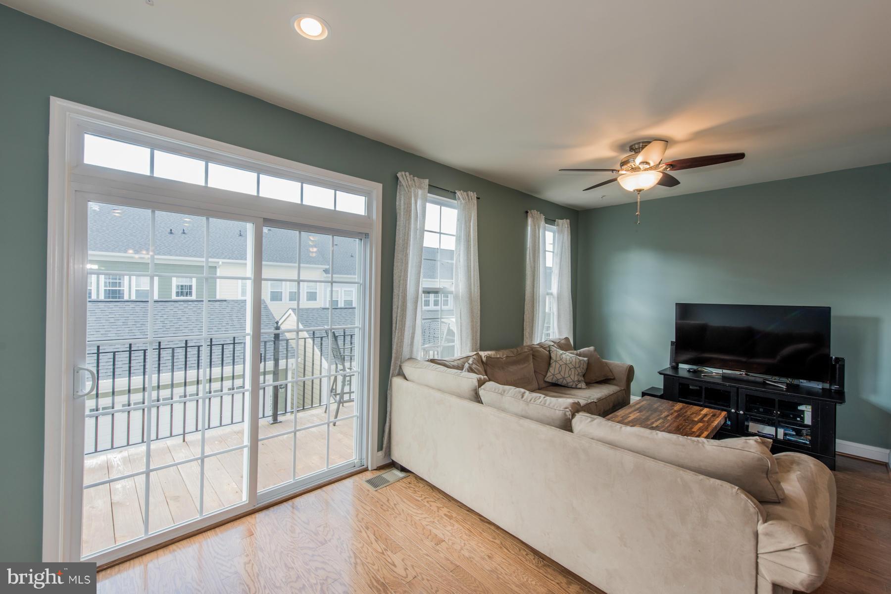 5789 Richards Valley Road Ellicott City, MD 21043 - Photo 17 of 24 Family Room