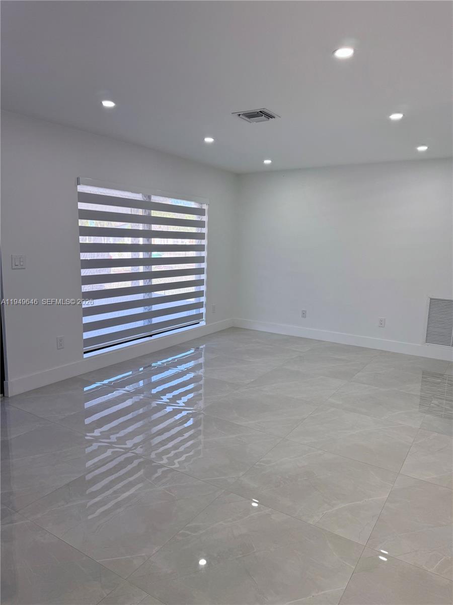 15235 Southwest 108th Court Miami, FL 33157 - Photo 5 of 25