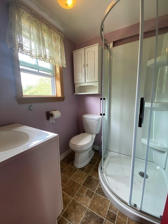 360 Old County Road Westport, MA 02790 - Photo 8 of 21 Gallery Image 8