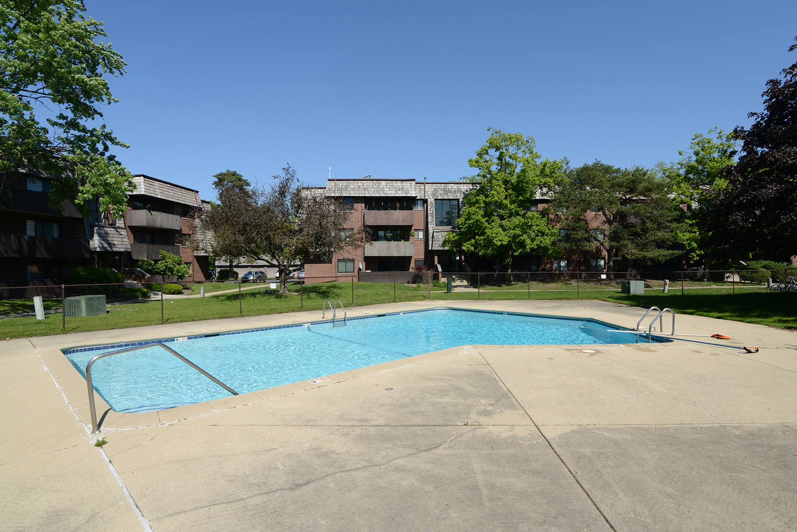 523 Timber Ridge Drive, Unit 204 Carol Stream, IL 60188 - Photo 22 of 24 Gallery Image 22