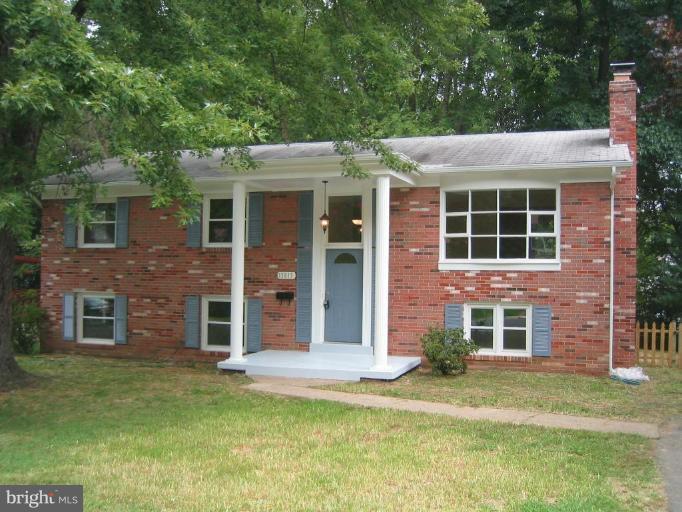 13815 Gilbert Road Woodbridge, VA 22193 - Photo 2 of 17 Exterior #2