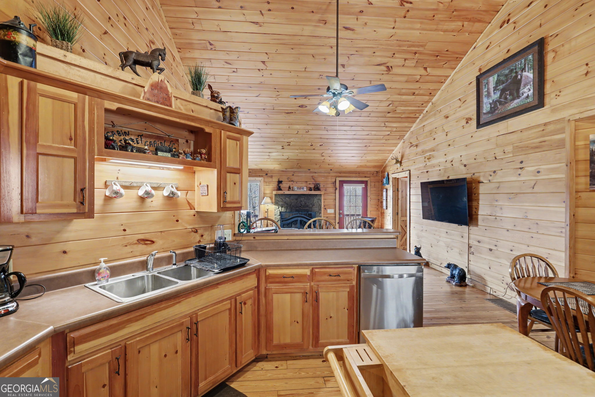 182 Blueberry Lane Rabun Gap, GA 30568 - Photo 12 of 40