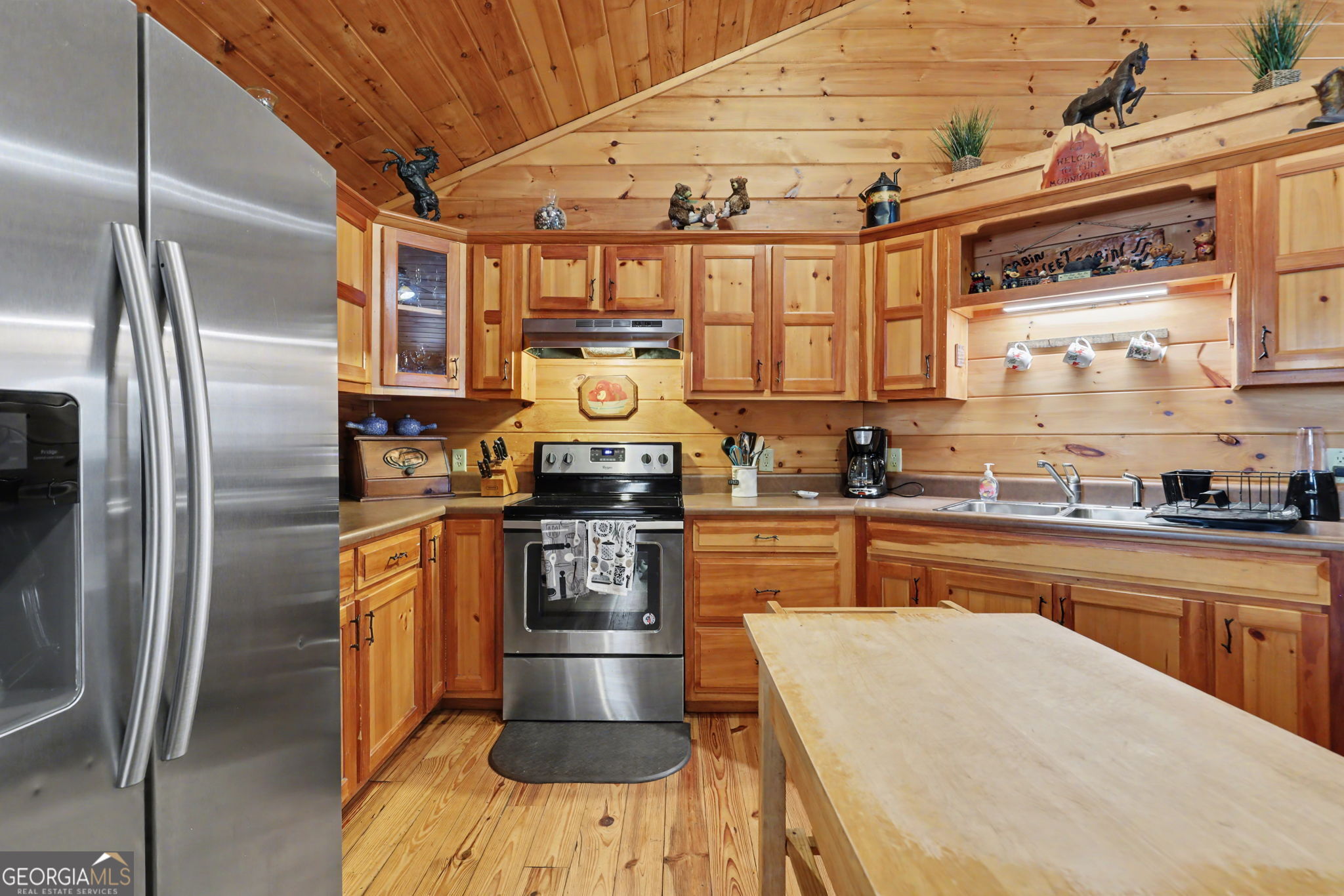 182 Blueberry Lane Rabun Gap, GA 30568 - Photo 10 of 40