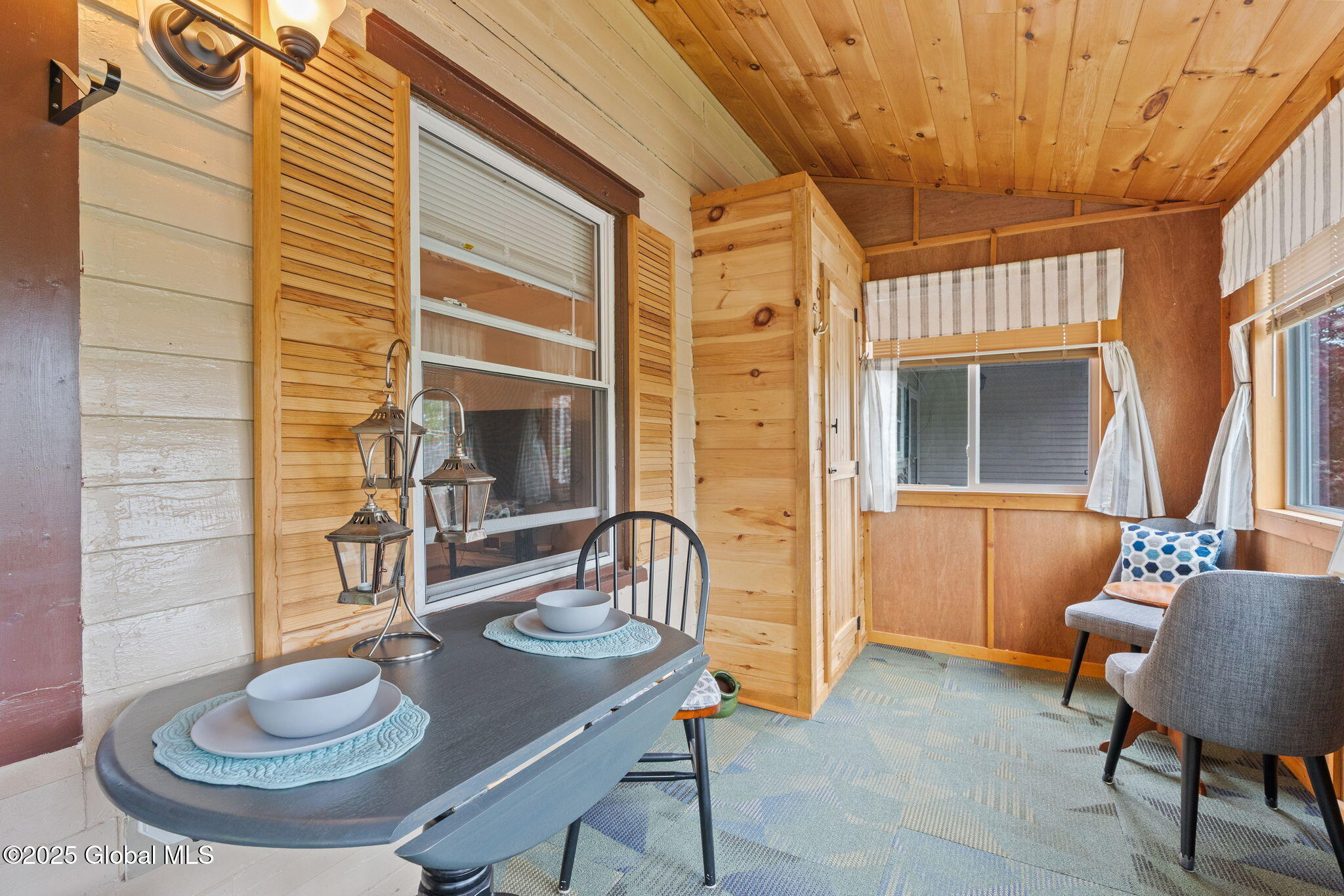 1841 Lenox Road Schenectady, NY 12308 - Photo 6 of 22 7-web-or-mls-1841-lenox-rd