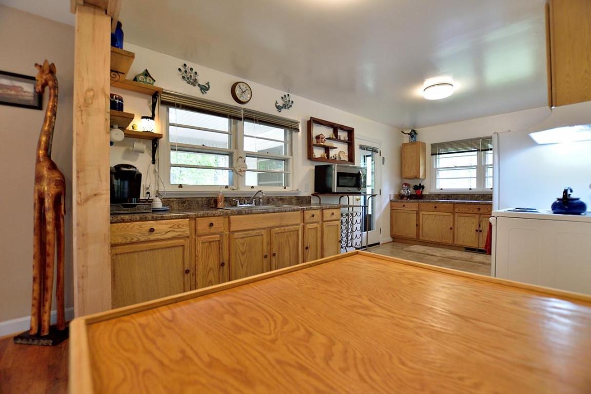 132 Ferguson Road Pickens, SC 29671 - Photo 9 of 29 Gallery Image 9