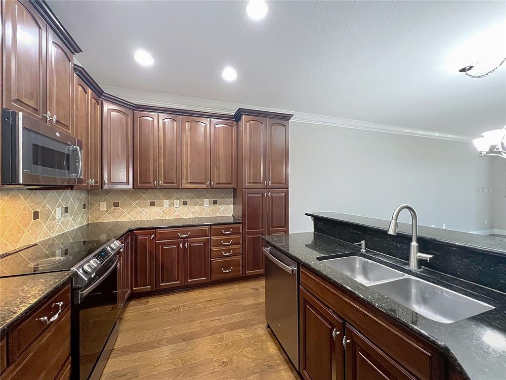 10763 Belfry Circle Orlando, FL 32832 - Photo 12 of 77