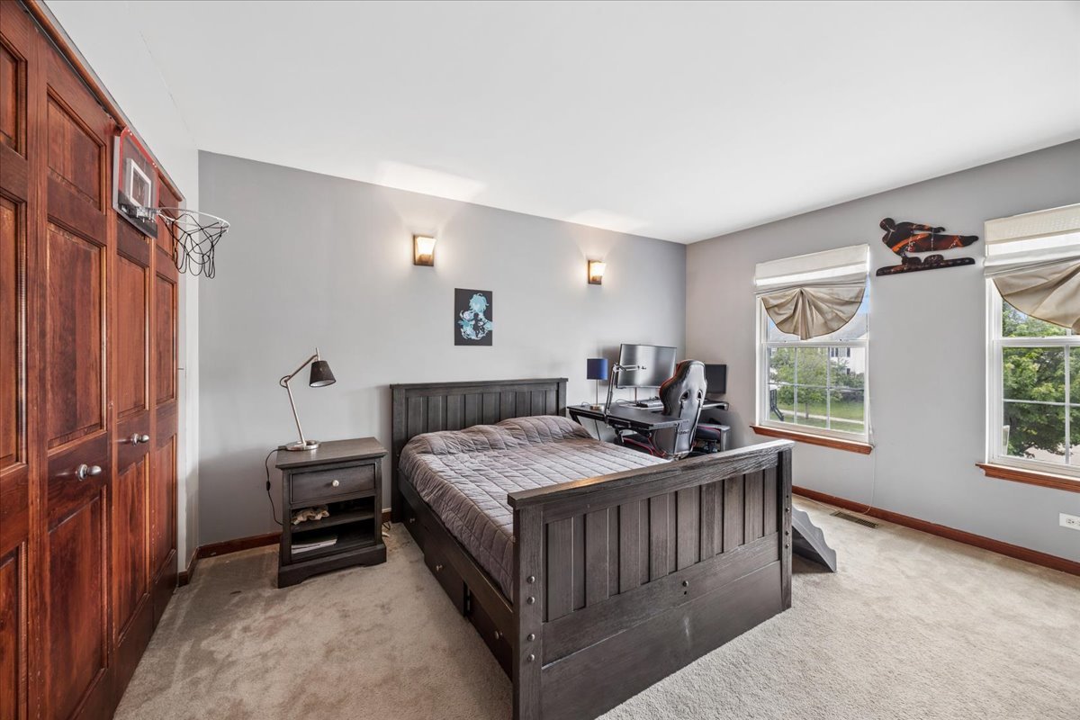 627 Mansfield Way Oswego, IL 60543 - Photo 26 of 36