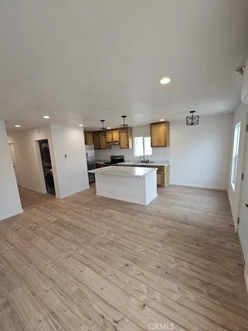 $1,595 | 20460 Rimrock Road East, Apple Valley, CA 92307