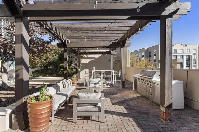 $230,000 | 325 East Paces Ferry Road Northeast, Unit 313, Atlanta, GA 30305