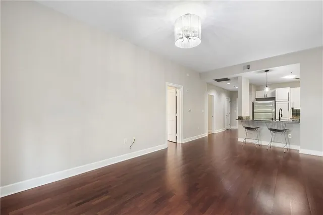 $230,000 | 325 East Paces Ferry Road Northeast, Unit 313, Atlanta, GA 30305