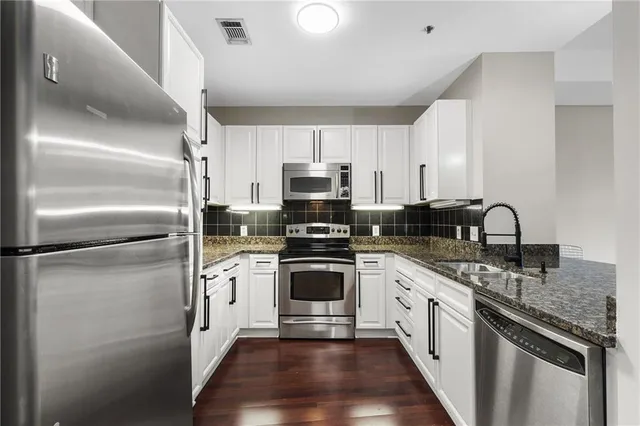 $230,000 | 325 East Paces Ferry Road Northeast, Unit 313, Atlanta, GA 30305