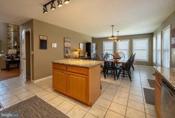 $875,000 | 891 Mountainview Drive, Oakland, MD 21550