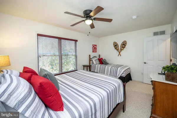 $875,000 | 891 Mountainview Drive, Oakland, MD 21550