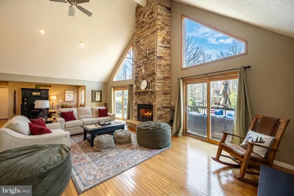 $875,000 | 891 Mountainview Drive, Oakland, MD 21550