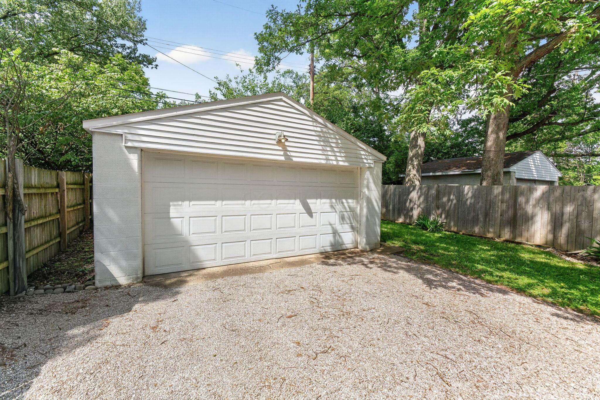 448 Chase Road Columbus, OH 43214 - Photo 30 of 42 448 Chase rd (Exterior)-7