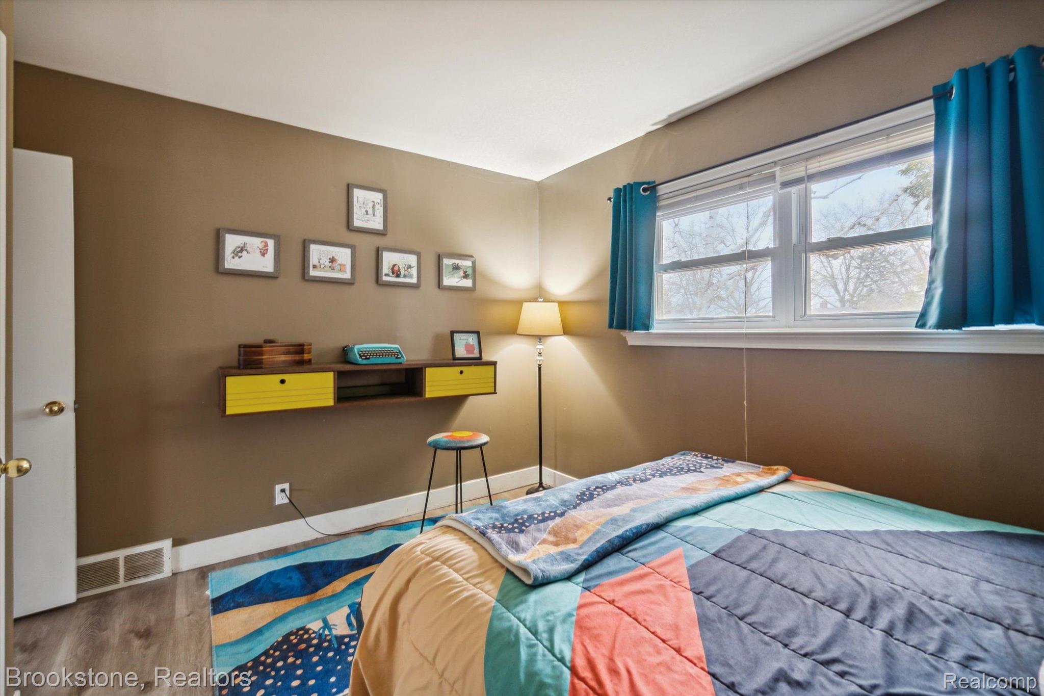8900 Henry Ruff Road Livonia, MI 48150 - Photo 13 of 32 Gallery Image 13
