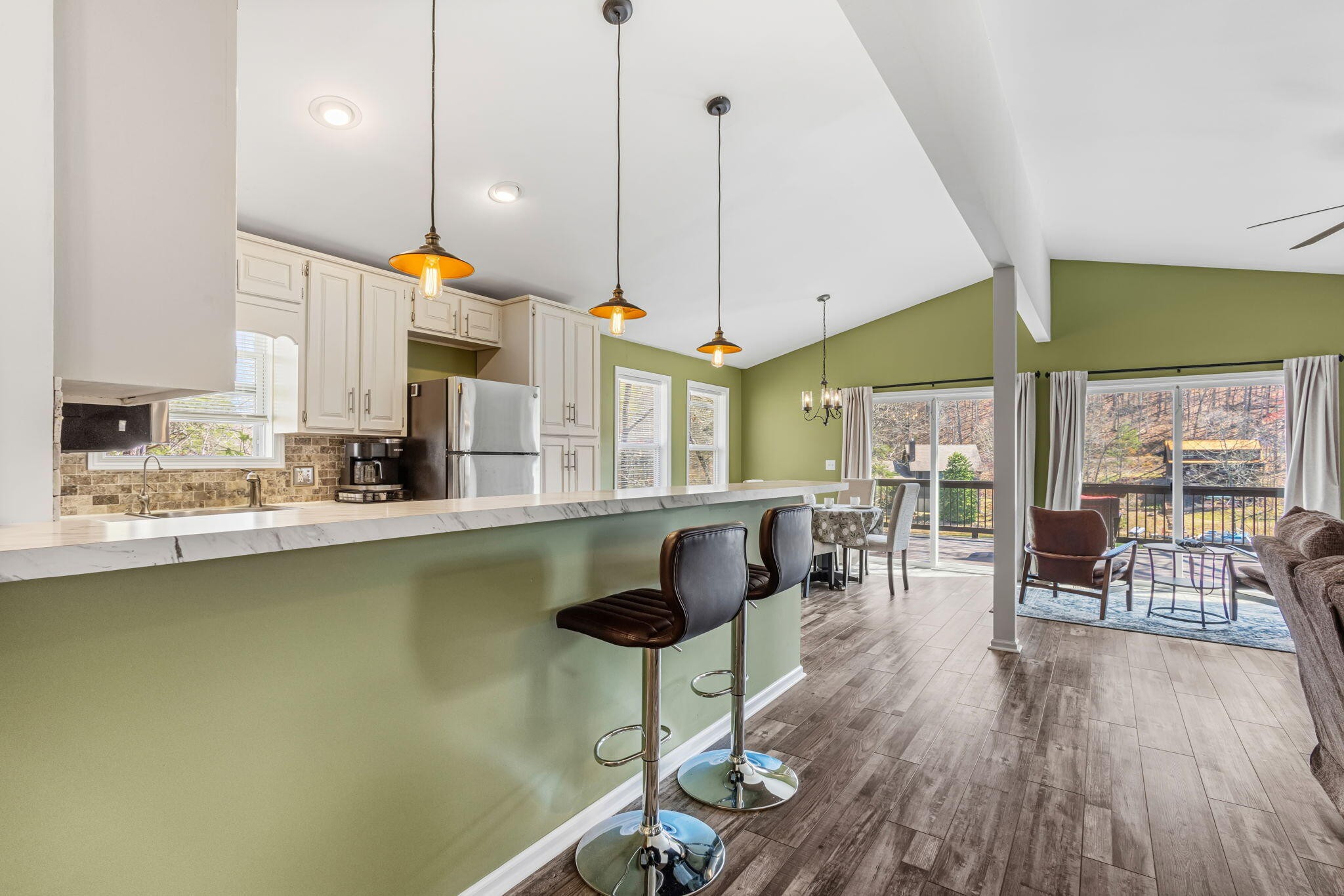 124 Peninsula Road Madisonville, TN 37354 - Photo 12 of 52 Gallery Image 12