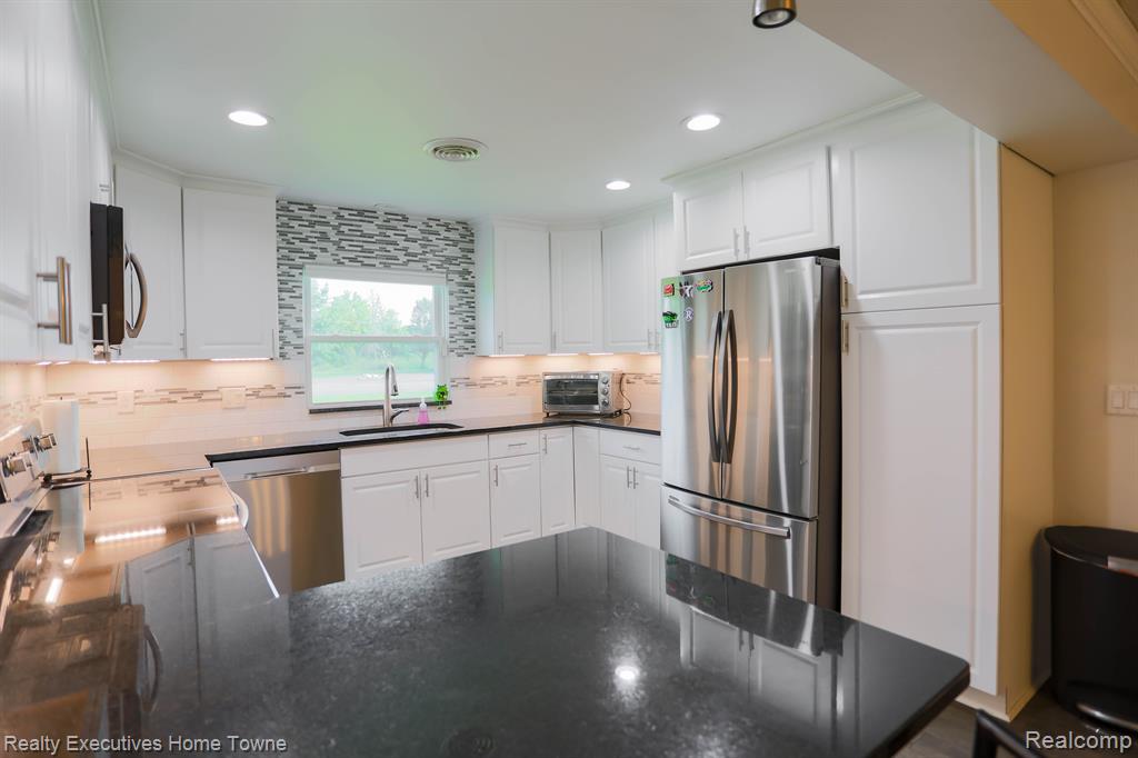 3905 Meldrum Road Casco, MI 48064 - Photo 16 of 35