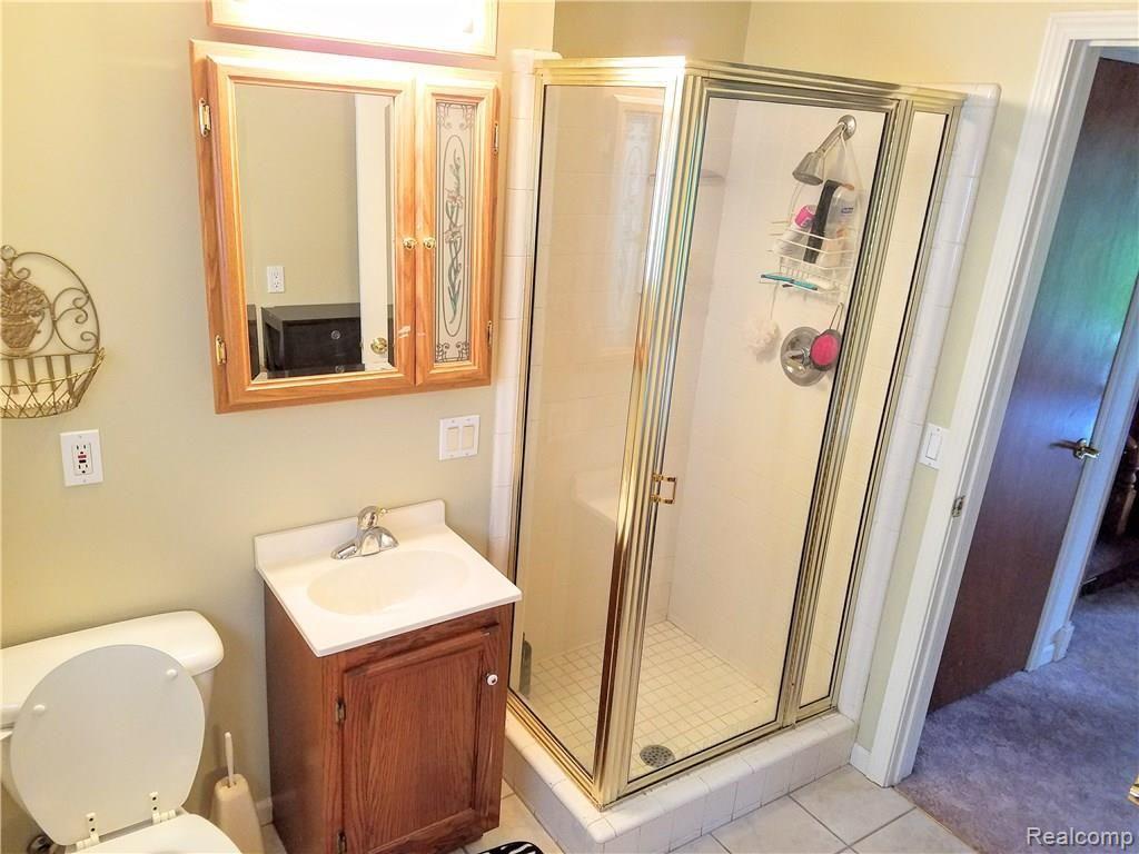 2066 East Cook Road Grand Blanc, MI 48439 - Photo 18 of 47 20160917_125411.jpg
